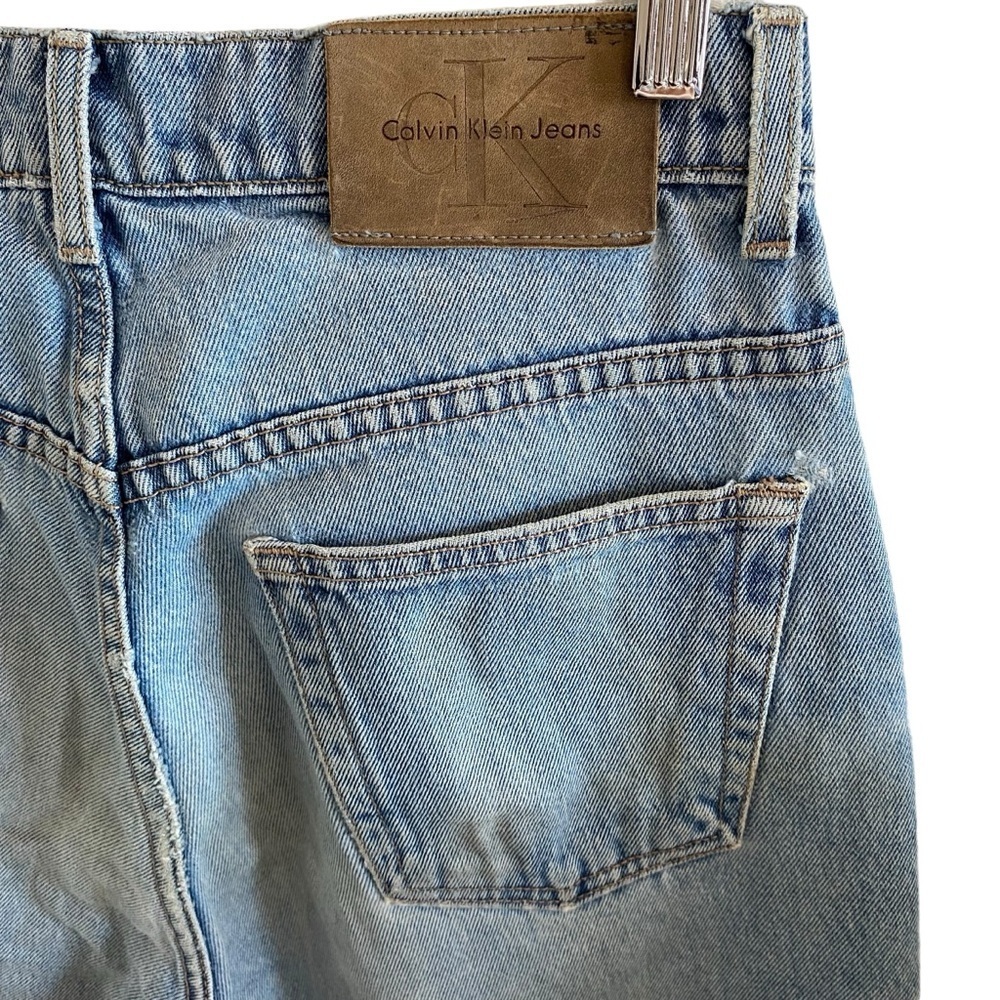 Calvin Klein Vintage Standard Straight Fit Jeans Unisex - Picture 10 of 13
